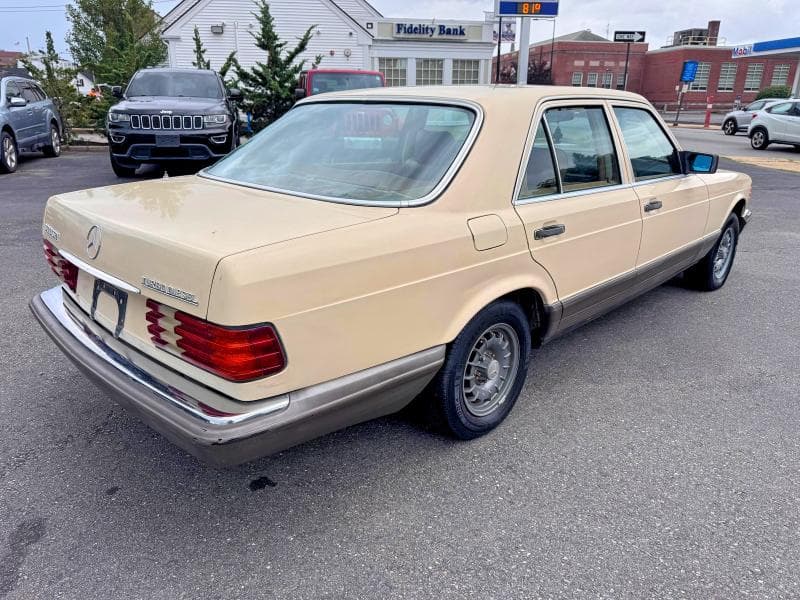 1982 MERCEDES-BENZ 300 SD SD 4