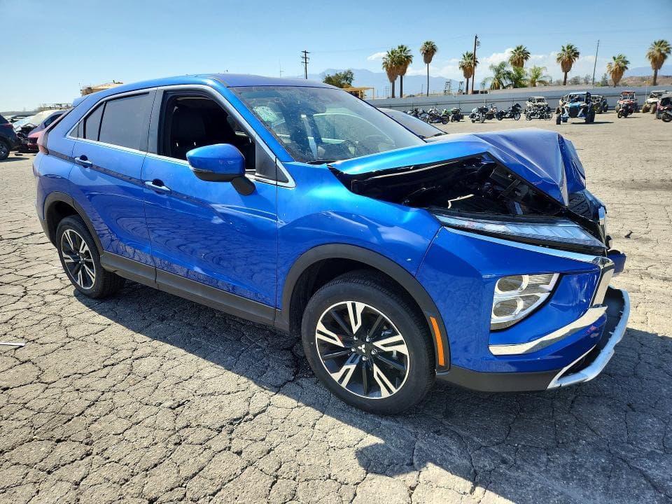 2025 MITSUBISHI ECLIPSE CROSS SE 4