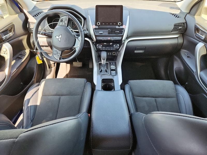 2025 MITSUBISHI ECLIPSE CROSS SE 8