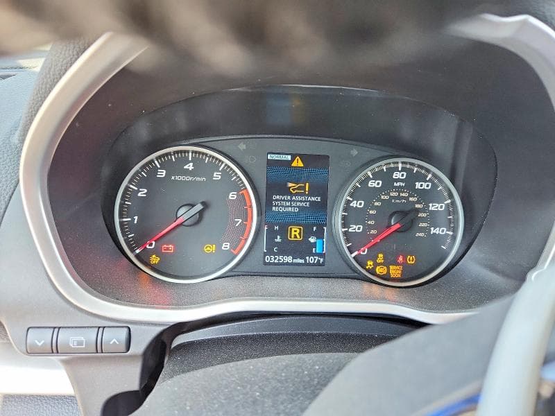 2025 MITSUBISHI ECLIPSE CROSS SE 9