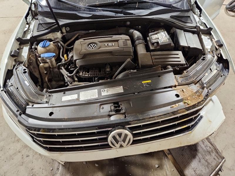2017 VOLKSWAGEN PASSAT S 11