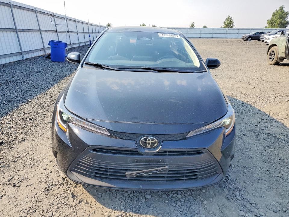 2025 TOYOTA COROLLA LE 5