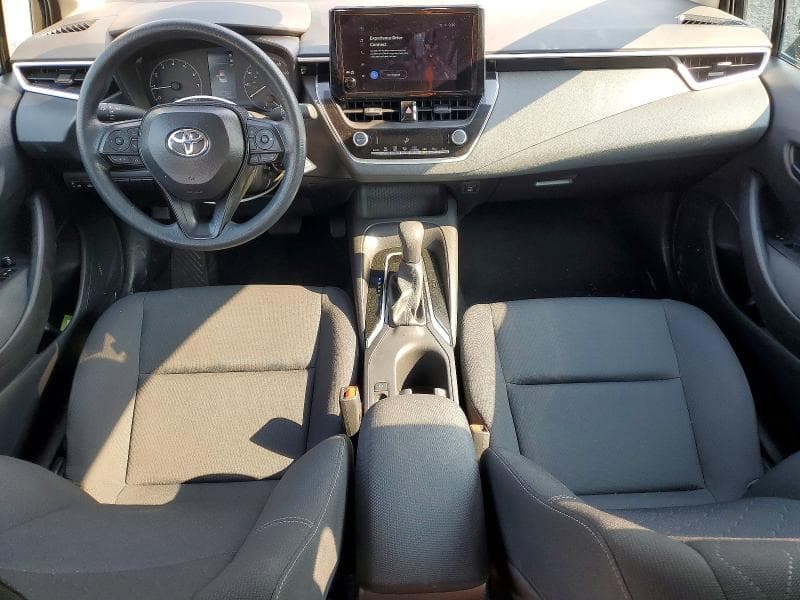 2025 TOYOTA COROLLA LE 8