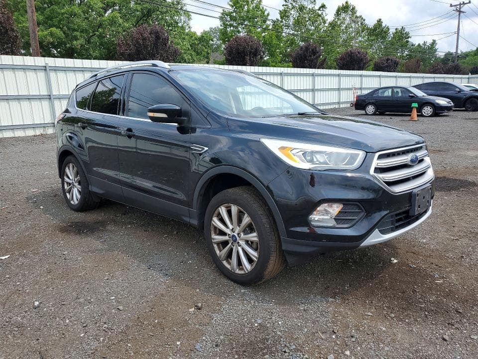2017 FORD ESCAPE TITANIUM 4