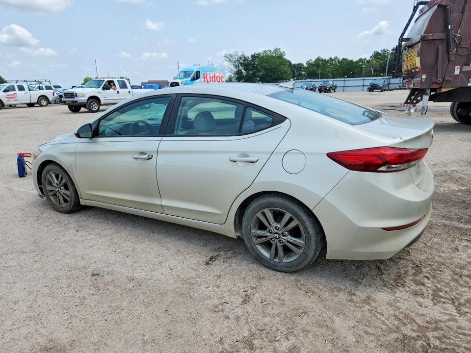 2017 HYUNDAI ELANTRA SE 2