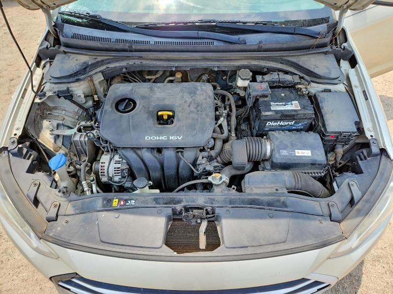 2017 HYUNDAI ELANTRA SE 11
