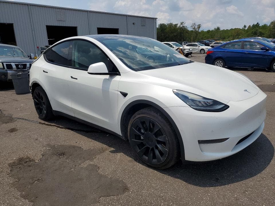 2020 TESLA MODEL Y 4