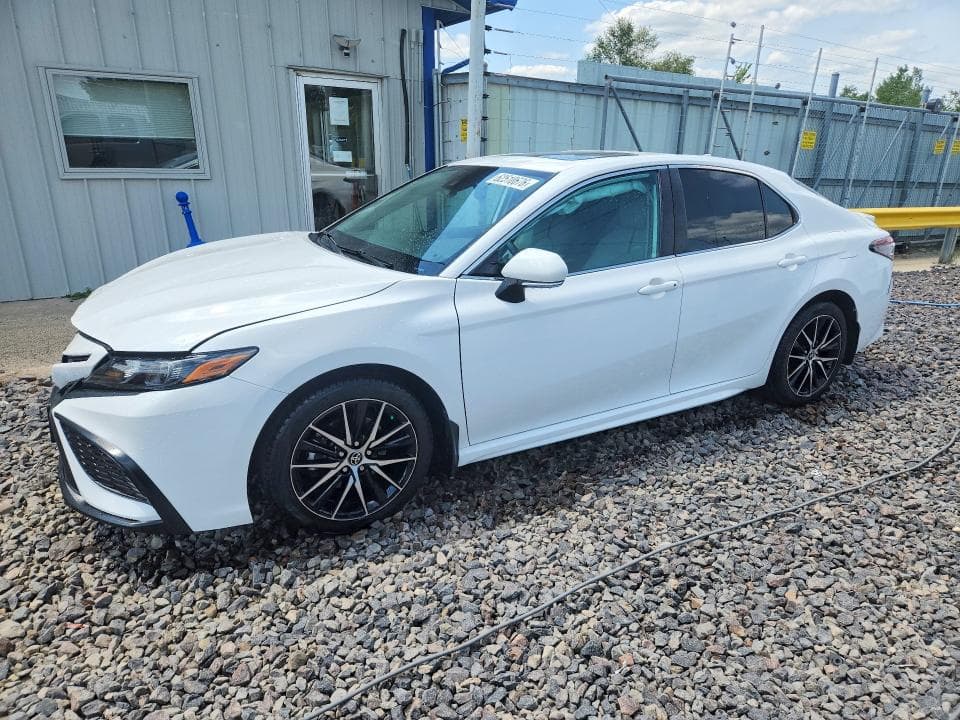 2022 TOYOTA CAMRY SE - 1