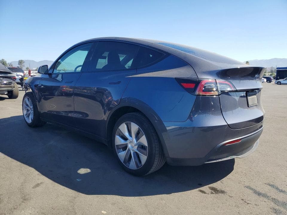 2023 TESLA MODEL Y 2