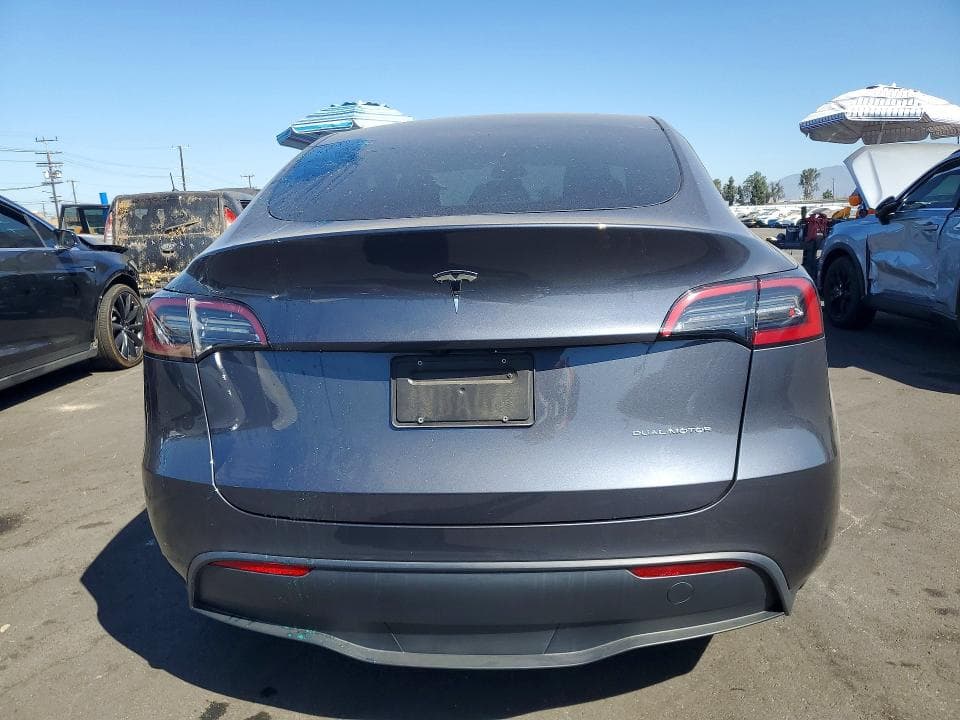 2023 TESLA MODEL Y 6