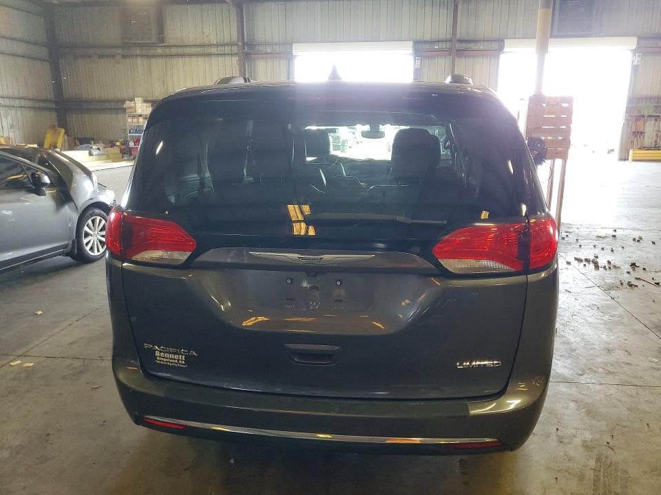 2020 CHRYSLER PACIFICA LIMITED 6