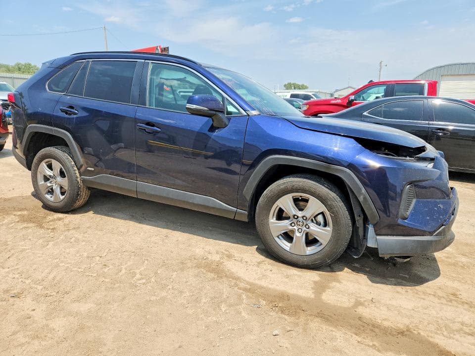2025 TOYOTA RAV4 HYBRID XLE 4