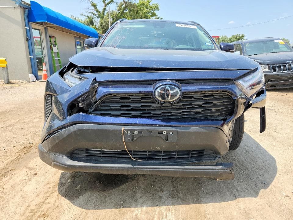 2025 TOYOTA RAV4 HYBRID XLE 5