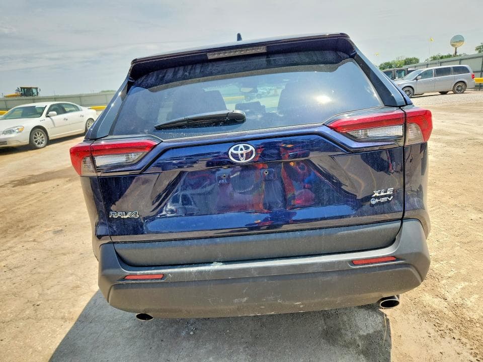 2025 TOYOTA RAV4 HYBRID XLE 6