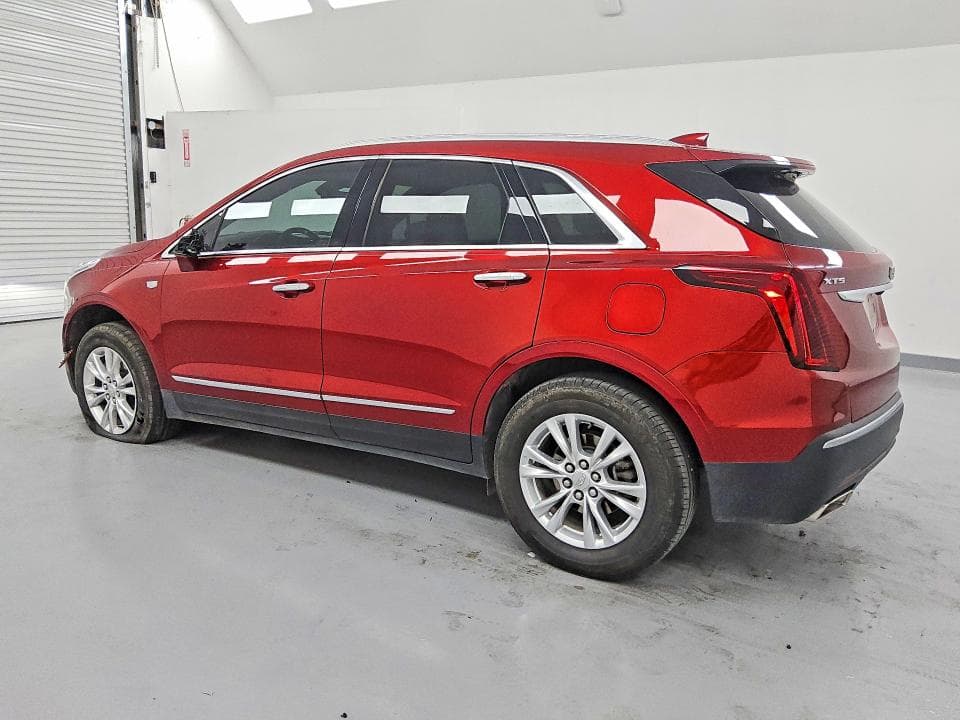 2025 CADILLAC XT5 LUXURY 2