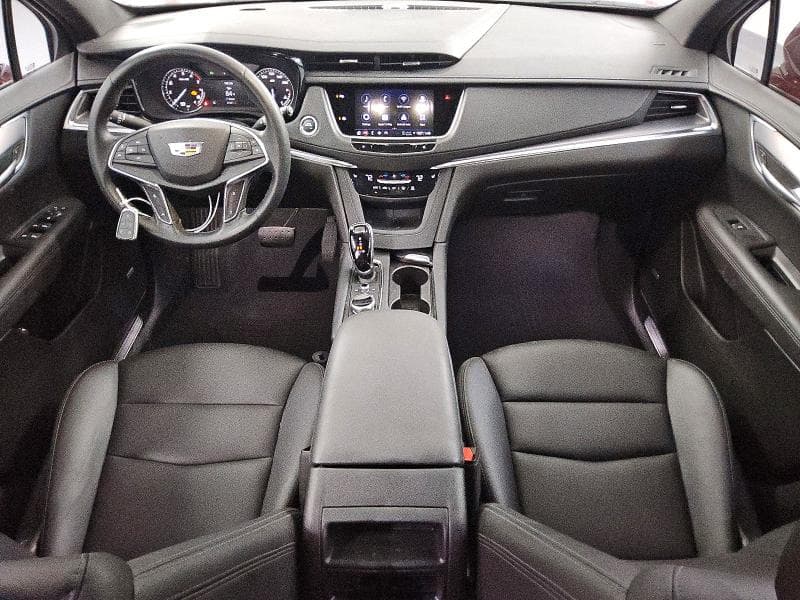 2025 CADILLAC XT5 LUXURY 8