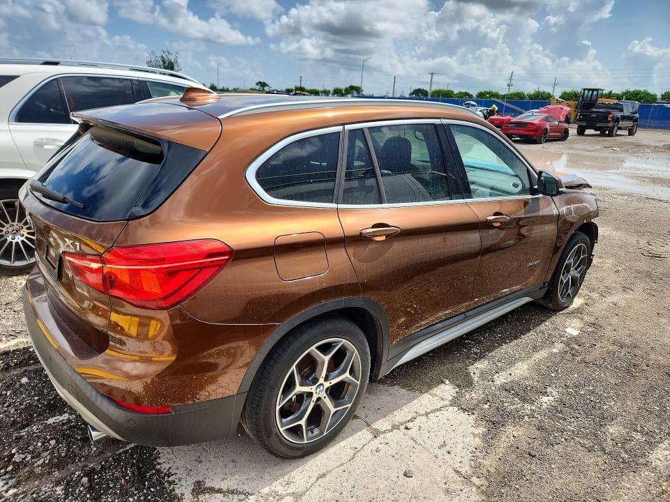2017 BMW X1 XDRIVE28I 3