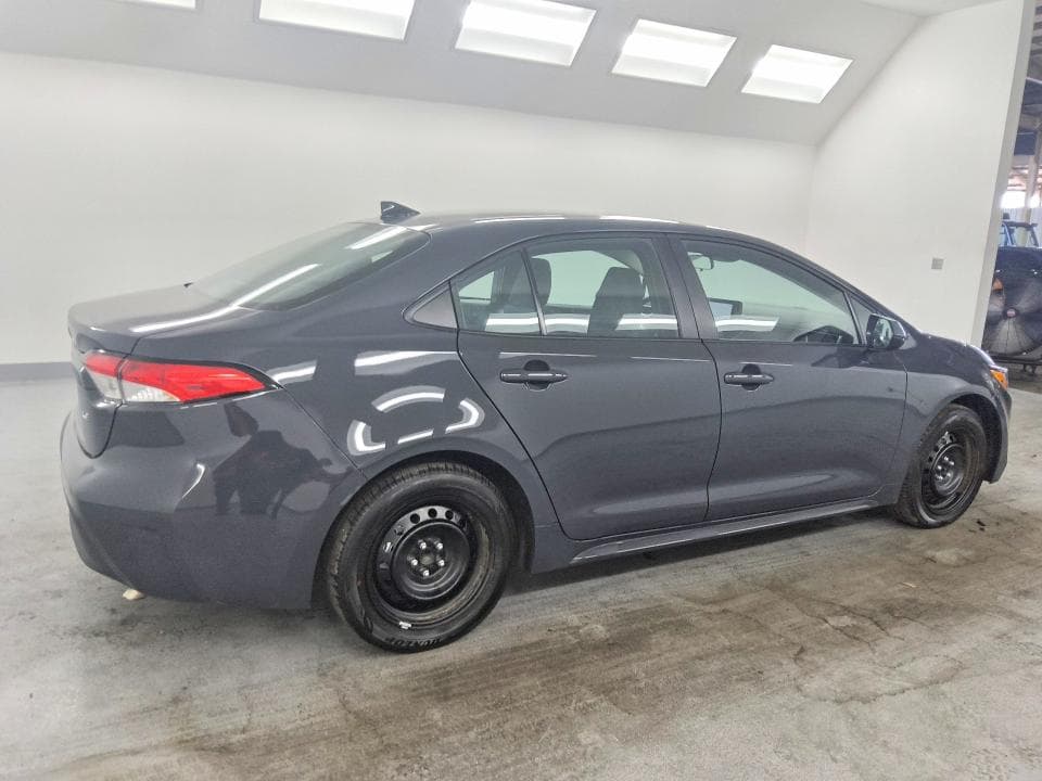 2026 TOYOTA COROLLA LE 3