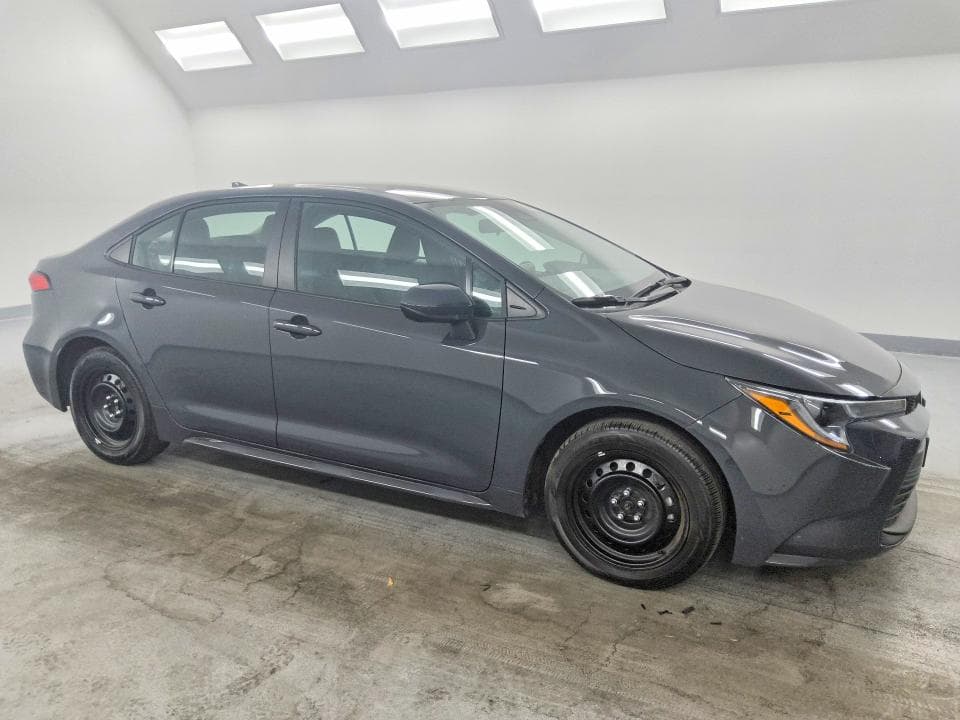2026 TOYOTA COROLLA LE 4