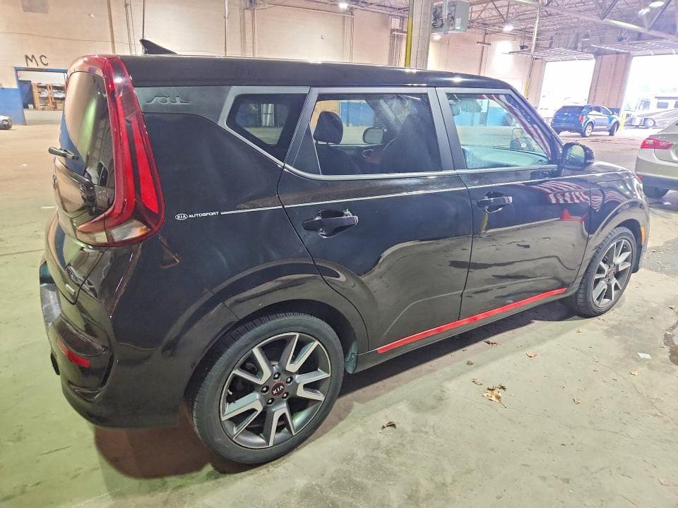 2021 KIA SOUL GT-LINE TURBO 3
