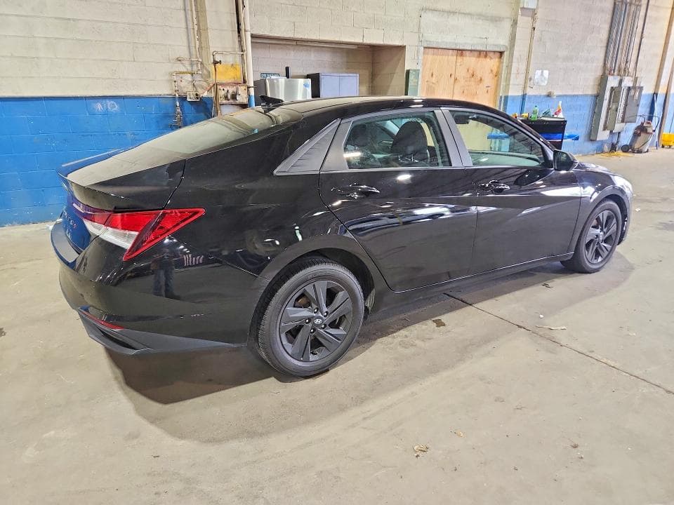2021 HYUNDAI ELANTRA SEL 3