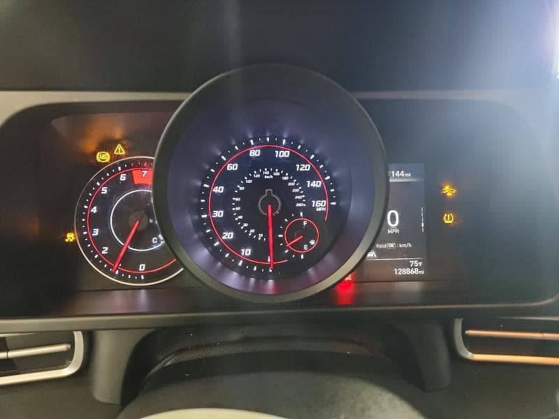2021 HYUNDAI ELANTRA SEL 9