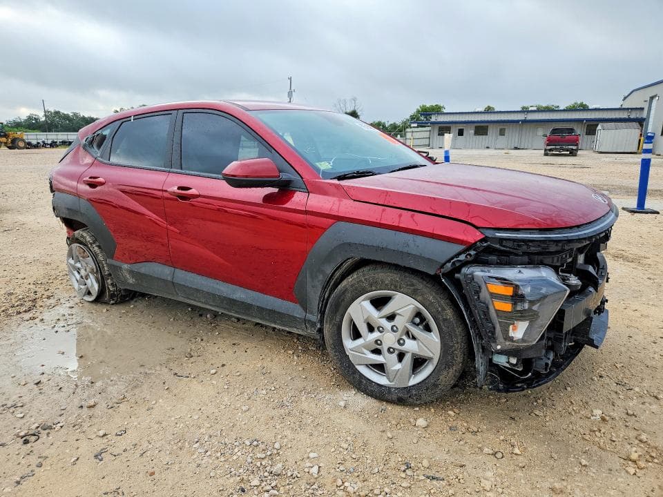 2026 HYUNDAI KONA SE 4