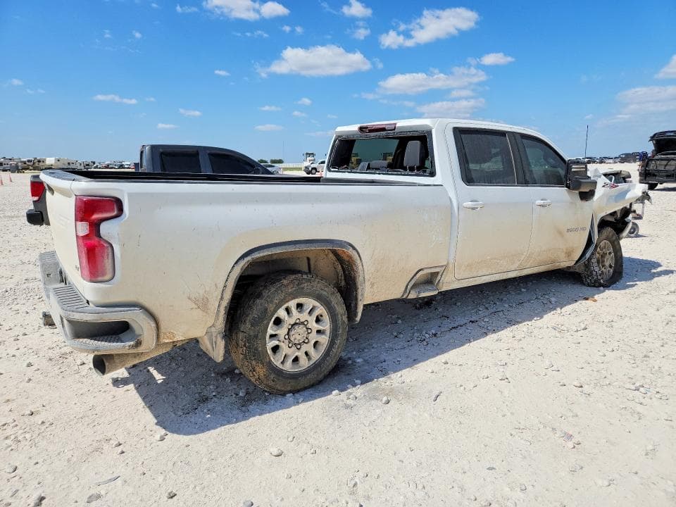 2023 CHEVROLET SILVERADO K3500 LT 3