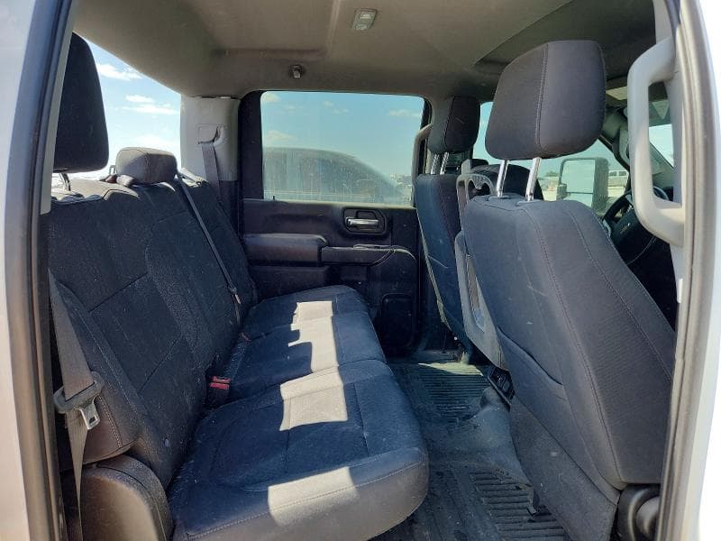 2023 CHEVROLET SILVERADO K3500 LT 10