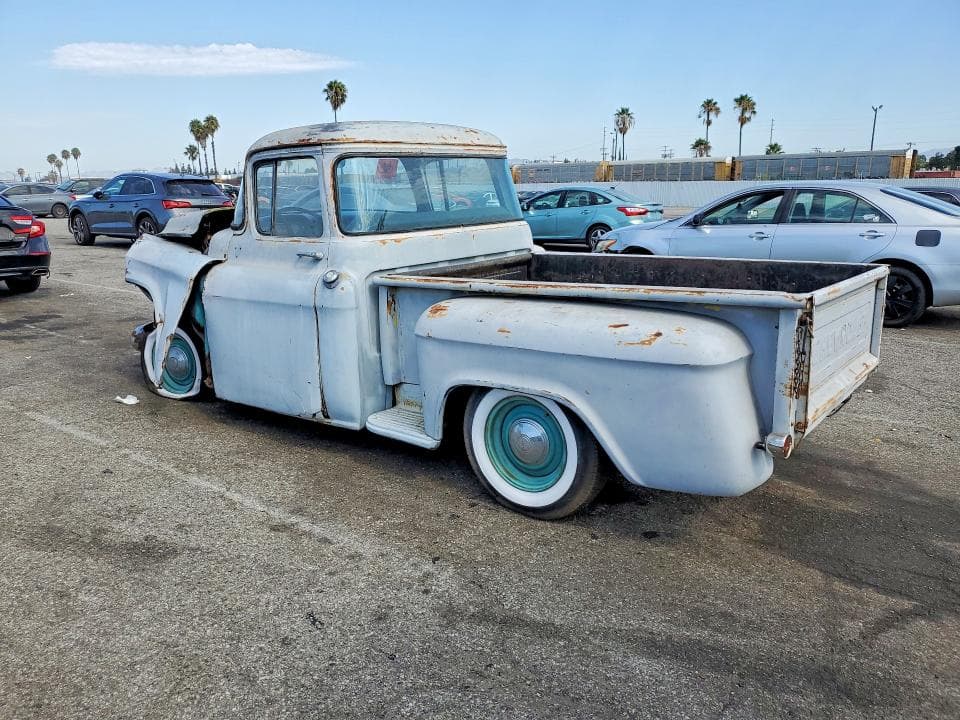 1957 CHEVROLET 3100 2