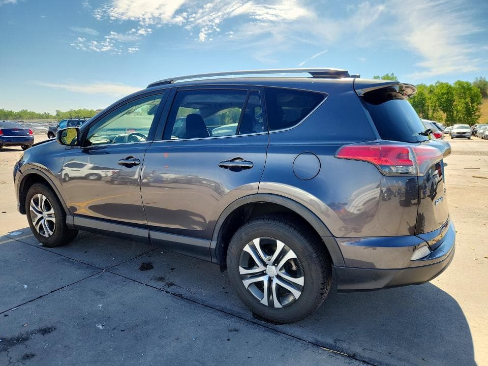 2017 TOYOTA RAV4 LE 2
