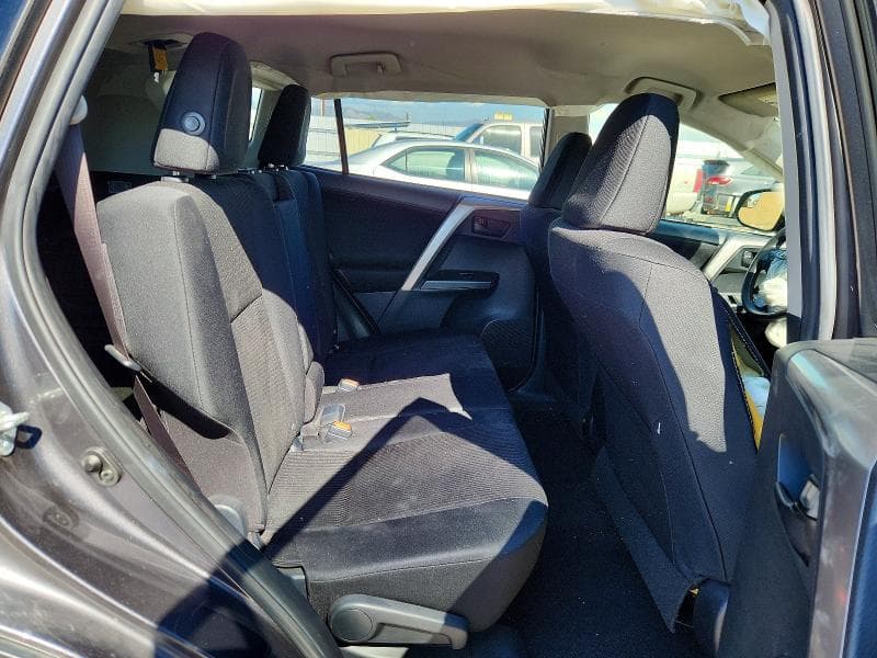 2017 TOYOTA RAV4 LE 11