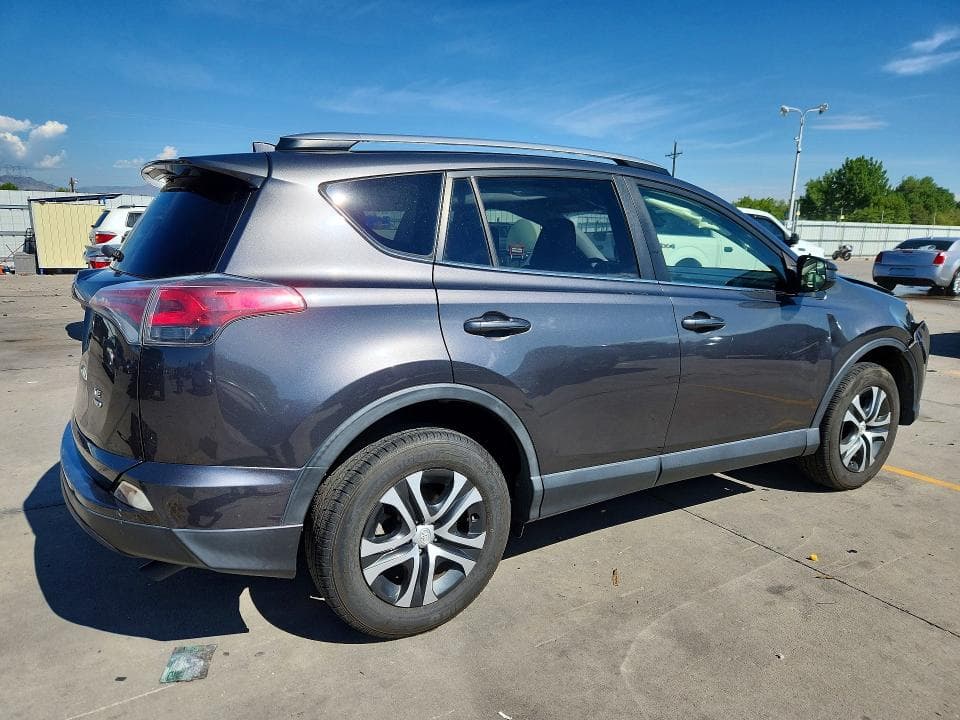 2017 TOYOTA RAV4 LE 3