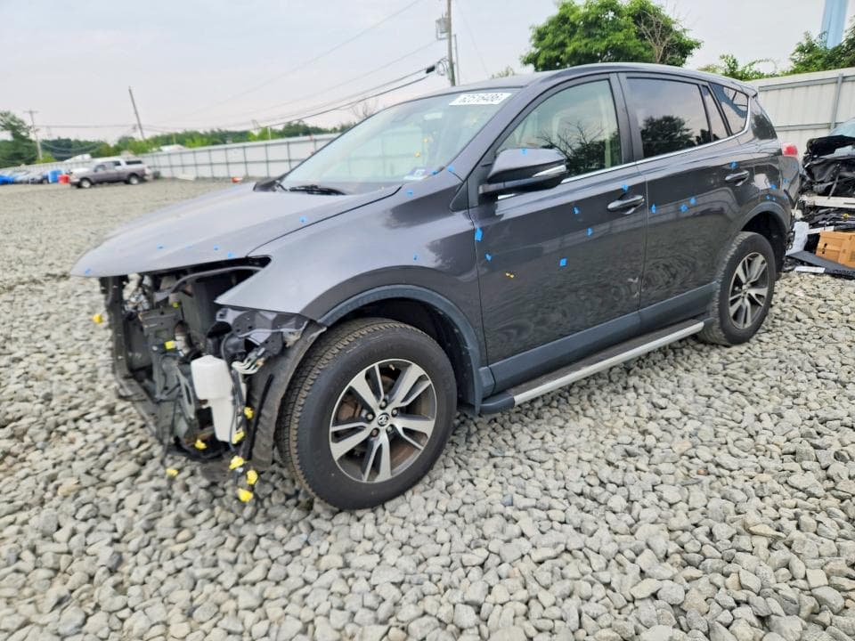 2018 TOYOTA RAV4 XLE - 1