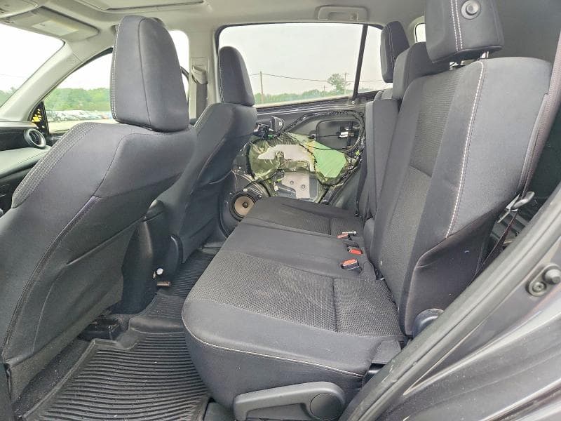 2018 TOYOTA RAV4 XLE 11
