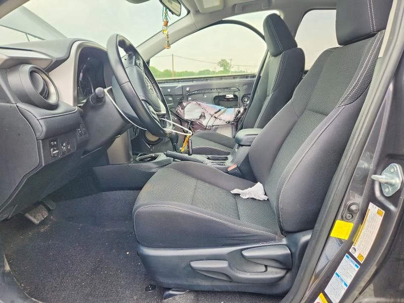 2018 TOYOTA RAV4 XLE 7