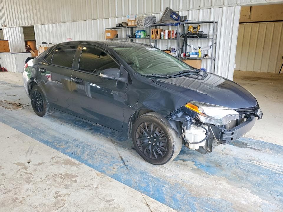 2017 TOYOTA COROLLA LE 4