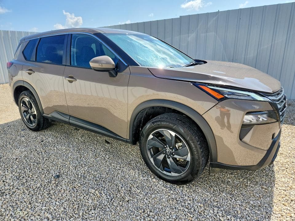 2025 NISSAN ROGUE SV 4