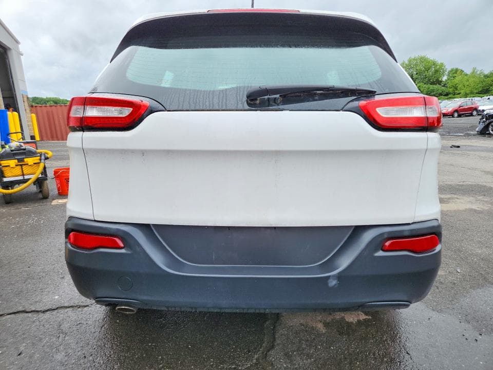 2017 JEEP CHEROKEE SPORT 6