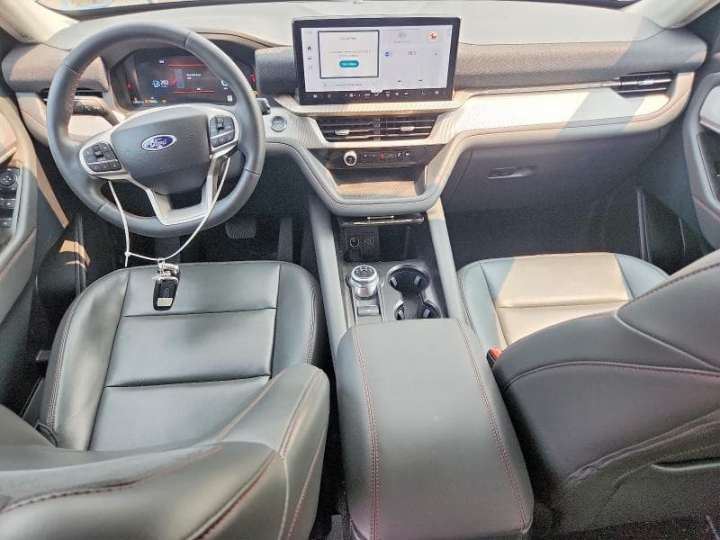 2025 FORD EXPLORER ACTIVE 8
