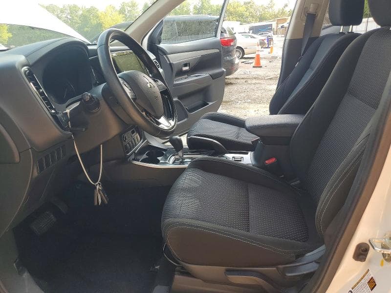 2017 MITSUBISHI OUTLANDER SE 7