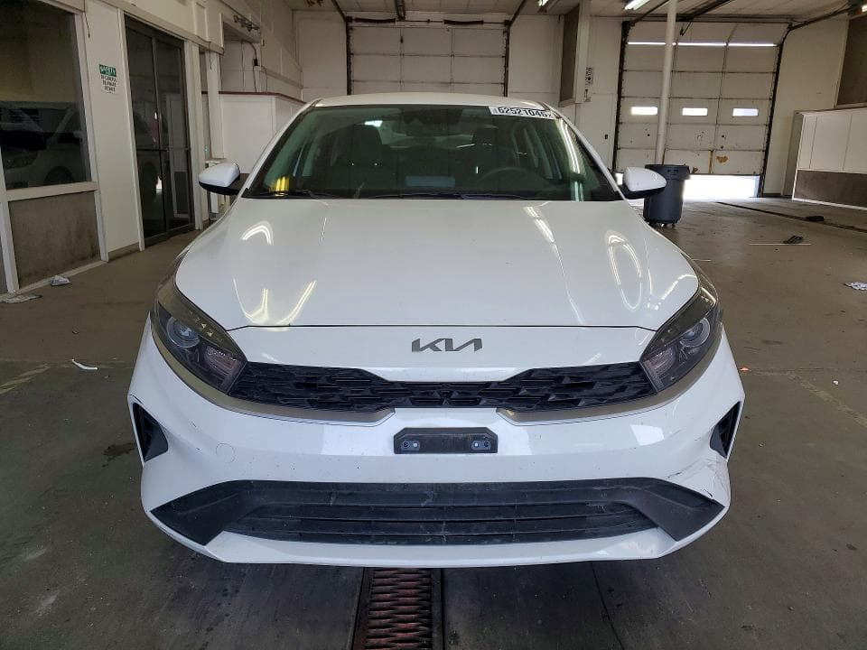 2024 KIA FORTE LXS 5