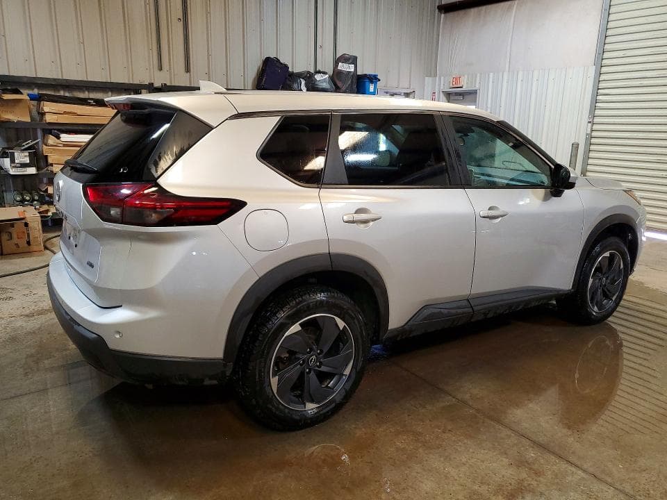 2025 NISSAN ROGUE SV 3