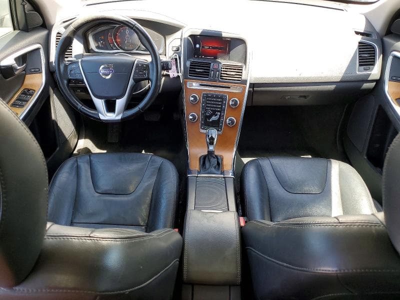 2017 VOLVO XC60 T5 INSCRIPTION 8