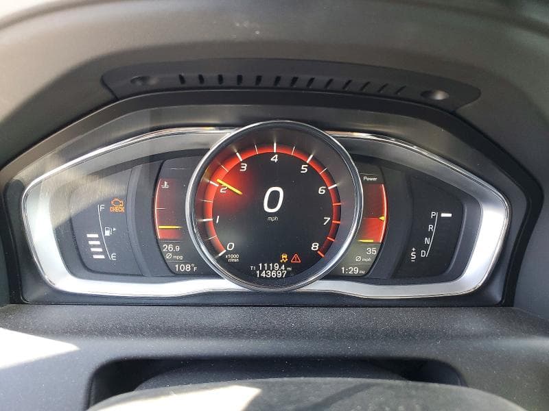 2017 VOLVO XC60 T5 INSCRIPTION 9