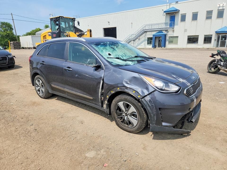 2019 KIA NIRO EX 4