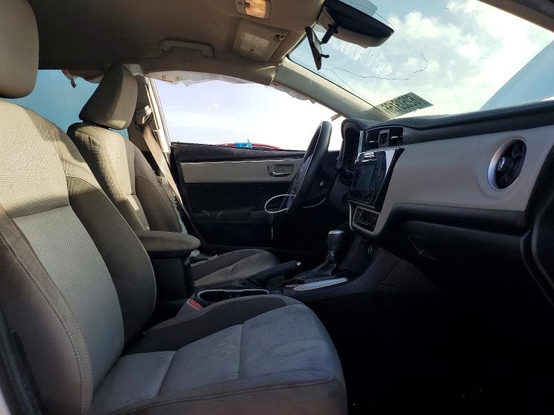 2019 TOYOTA COROLLA LE 7