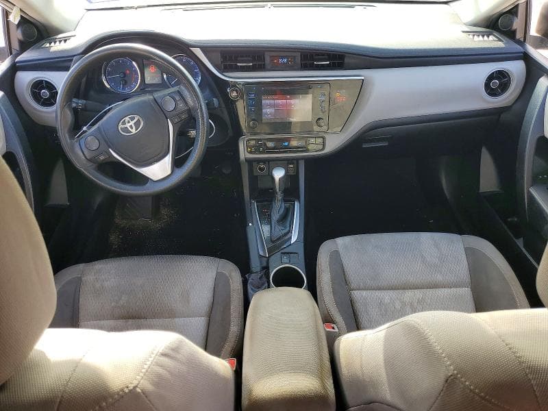 2019 TOYOTA COROLLA LE 8