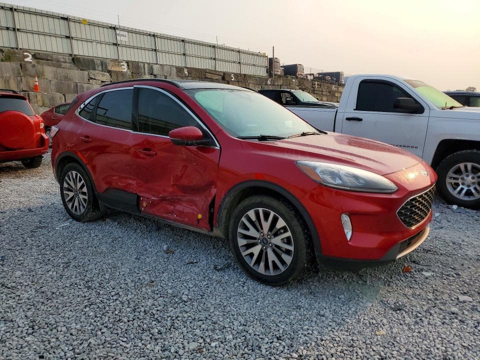 2020 FORD ESCAPE TITANIUM 4