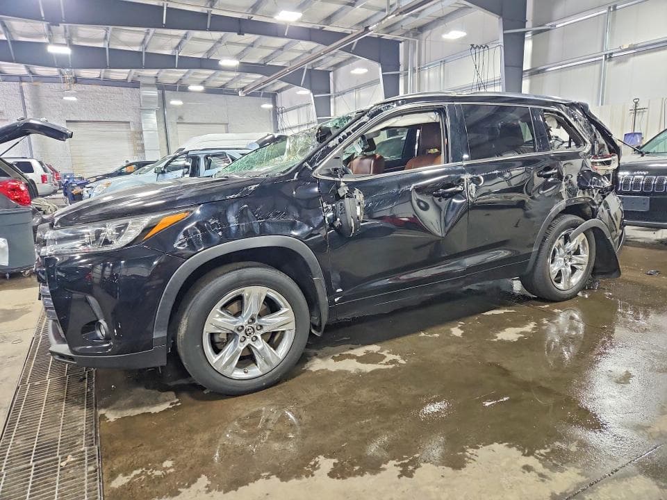 2019 TOYOTA HIGHLANDER LIMITED - 1